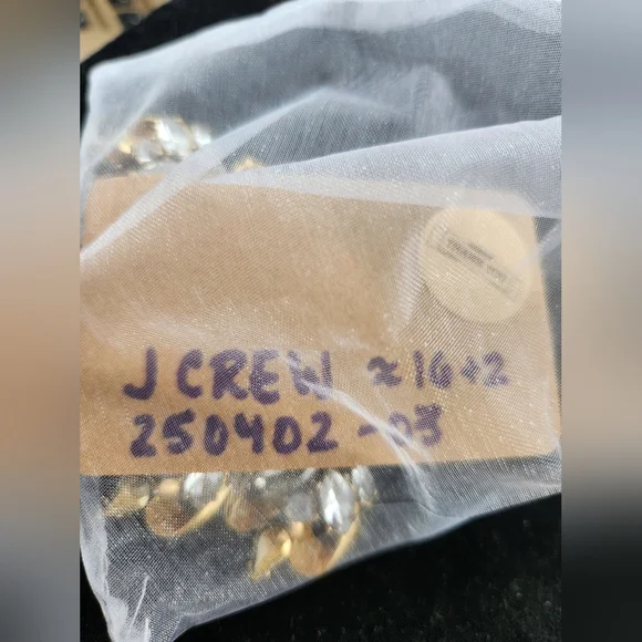 VTG J. Crew Goldtone Crystal Rhinestone Cluster Bib Statement Necklace - Picture 12 of 12